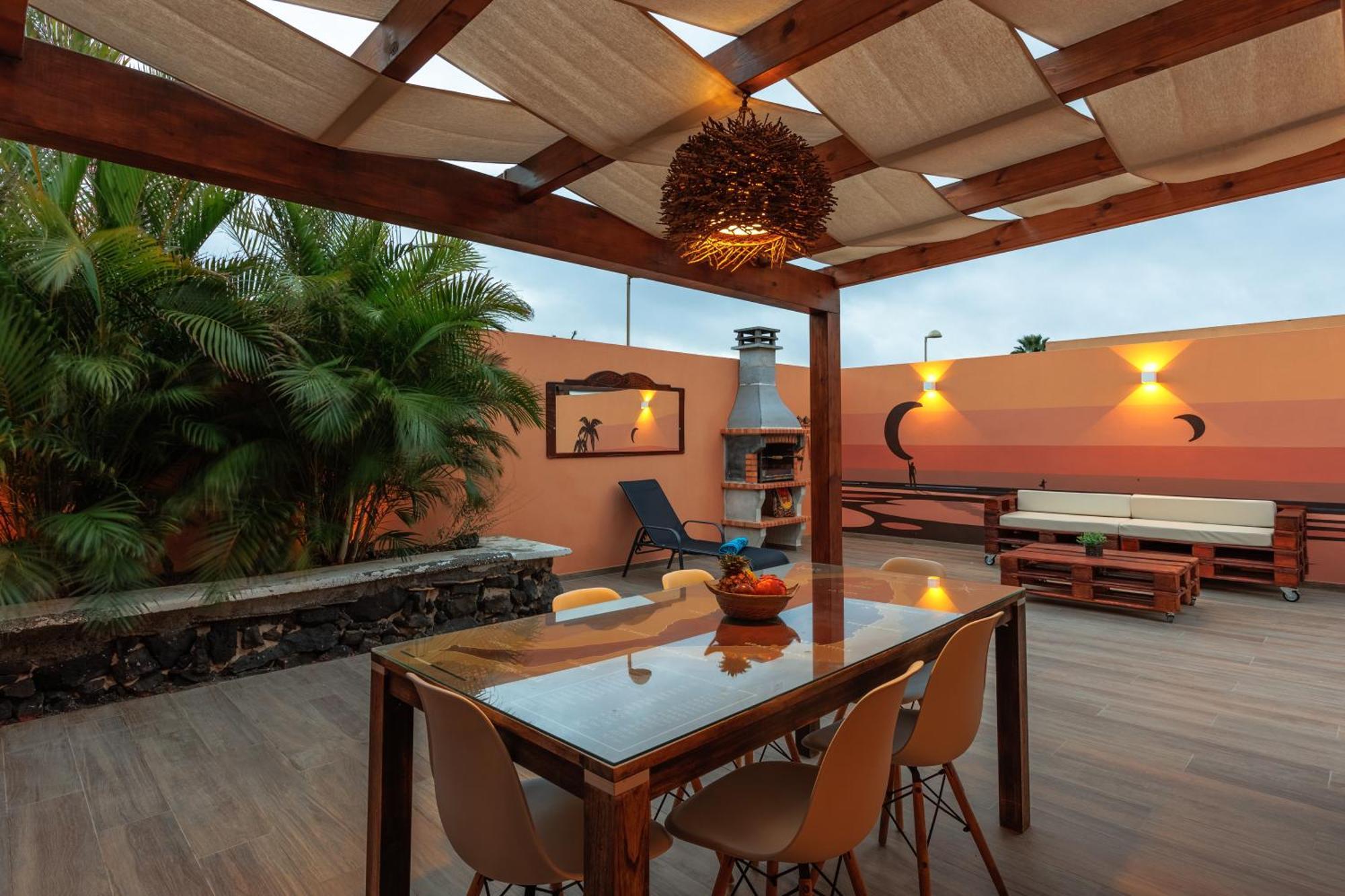 Villa Jacuzzi & Barbecue La Oliva Exterior photo